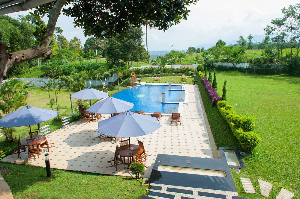 D'Agape Meeting & Conference Hotel Puncak Exterior foto